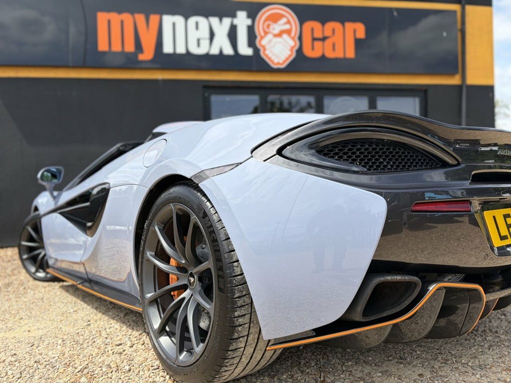 McLaren 570S 3.8T V8 Spider Ssg Euro 6 Ss  #12