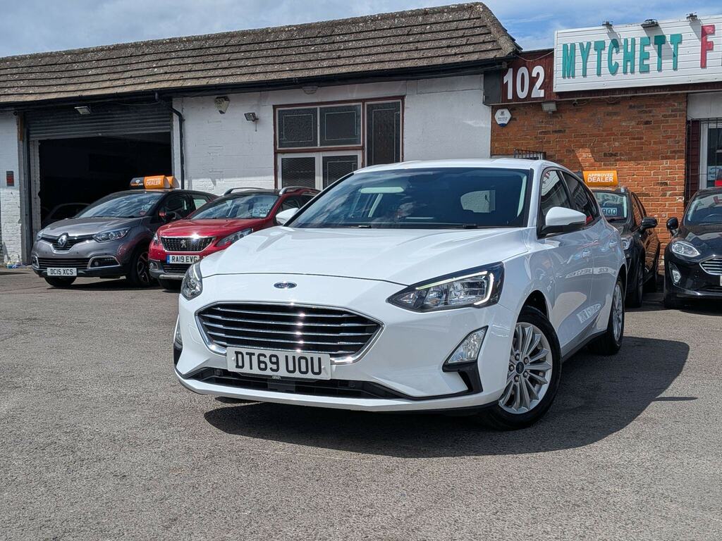 Ford Focus 1.0T Ecoboost Titanium Euro 6 Ss DT69UOU White #3
