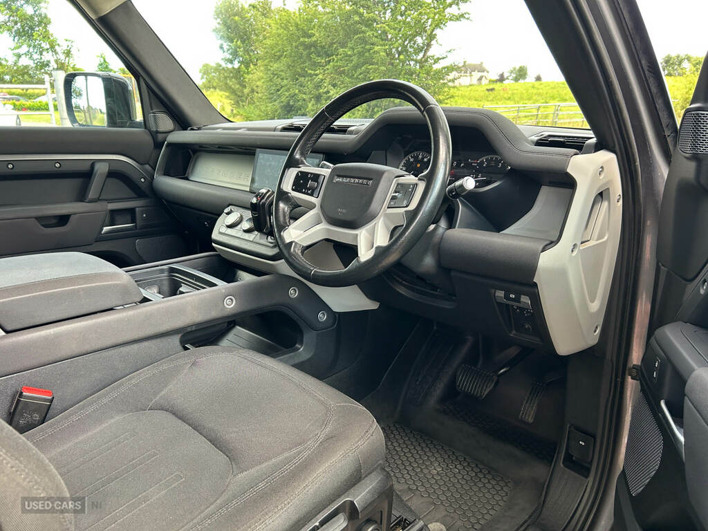 Land Rover Defender 2.0 P400e 15.4Kwh X-dynamic Se Suv Plug Green #13