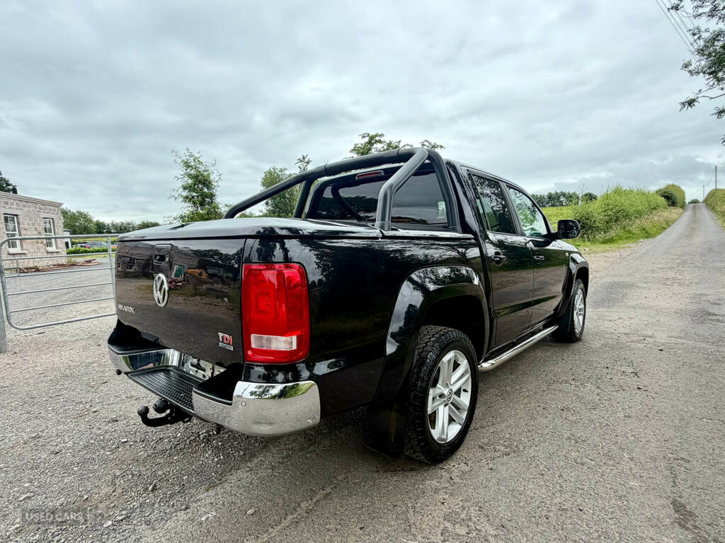 Volkswagen Amarok D Cab Pick Up Highline 2.0 Bitdi 180 Bmt 4Mtn Black #3