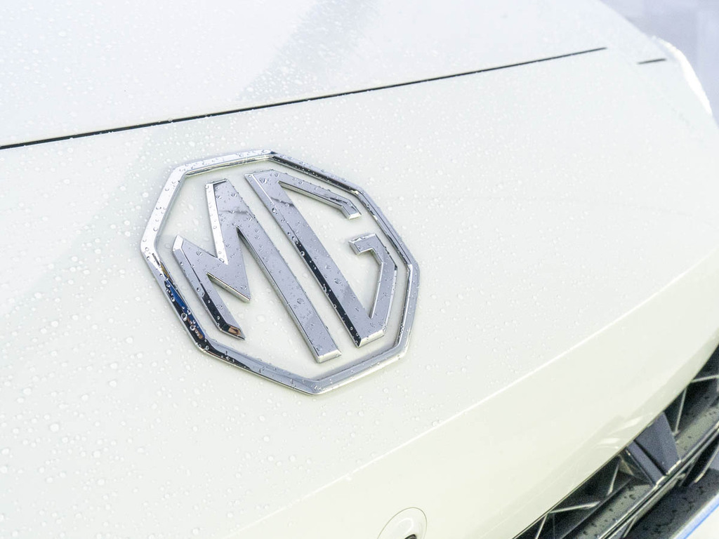 MG MG3 Hybrid Trophy  #6