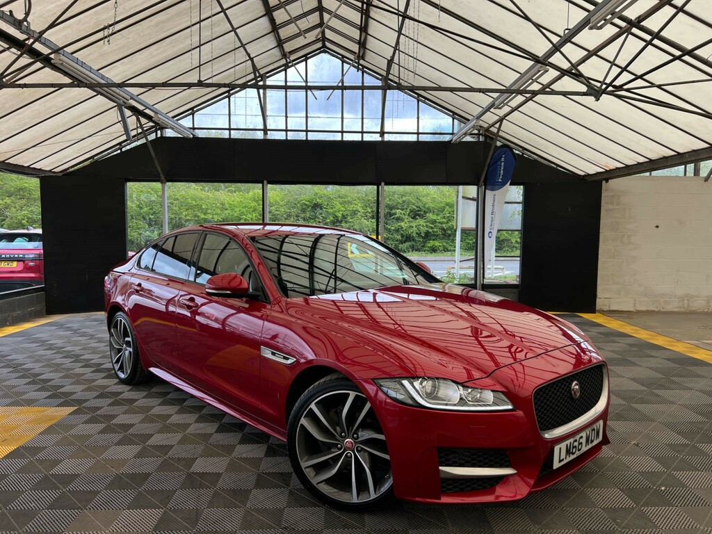 Jaguar XF D R-sport Red