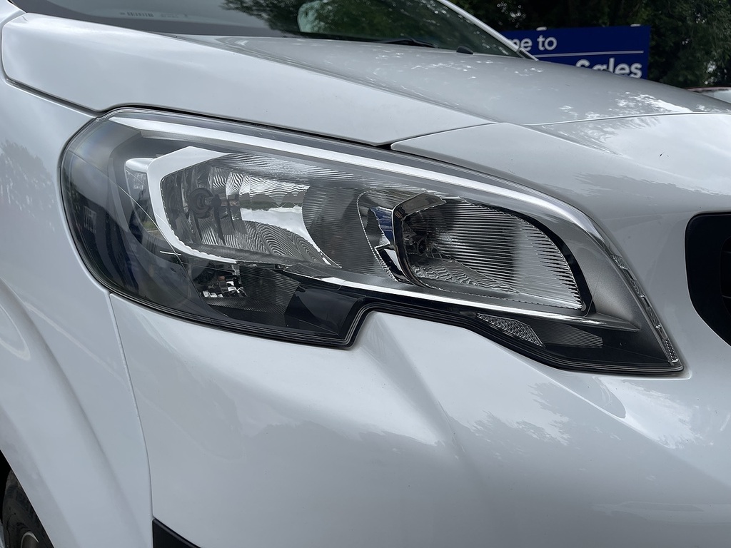 Peugeot Expert 1.5 Bluehdi 1000 Professional Premium Standard P BT23EEA White #4