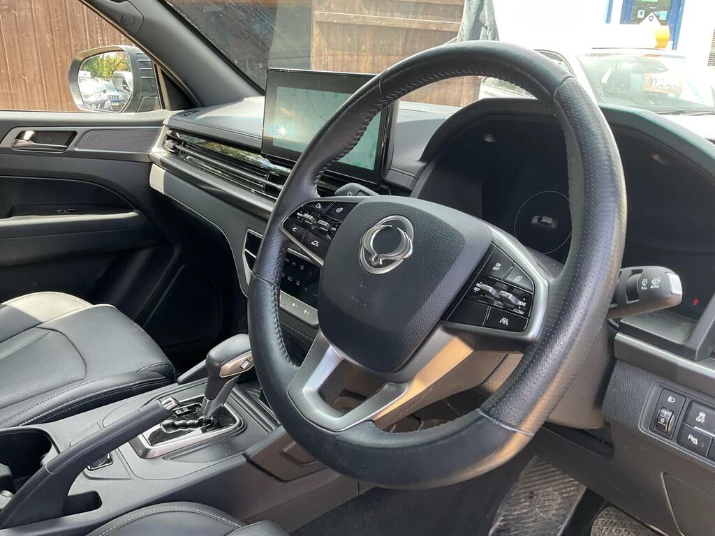 SsangYong Musso Dbcb Pick Up 2.2 199Hp Saracen Audouble Cab Black #8