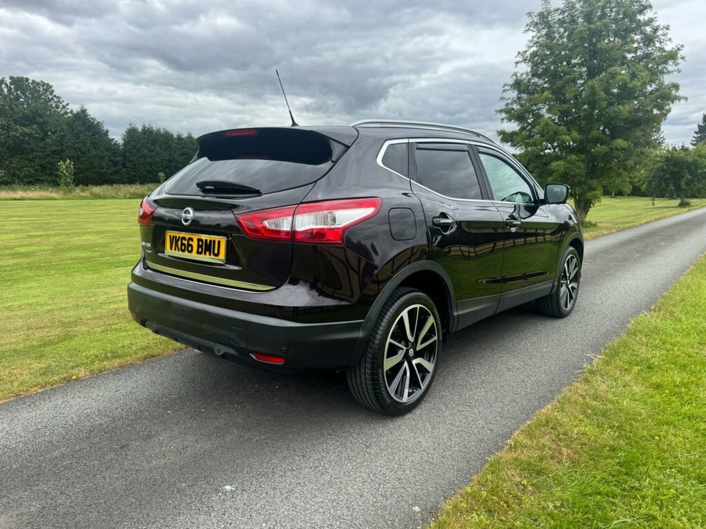 Nissan Qashqai 1.6L Tekna Black #3