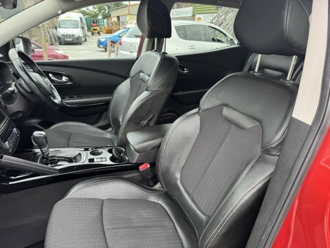 Renault Kadjar Dynamique S Nav Red #4