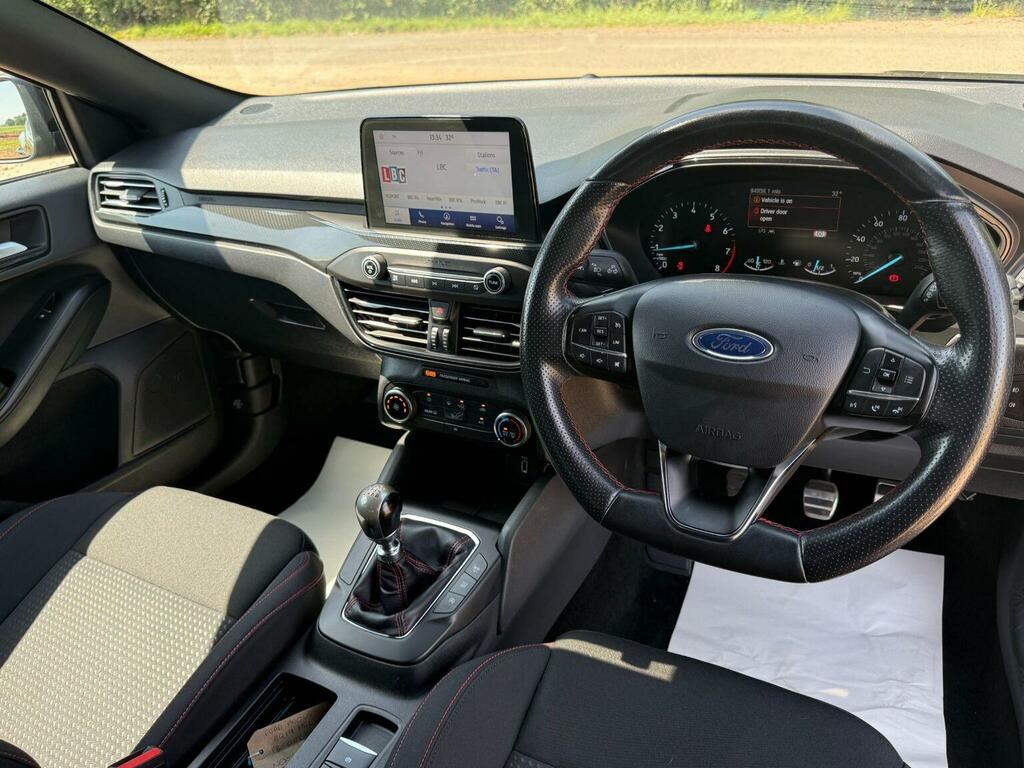 Ford Focus 1.0T Ecoboost St-line Euro 6 Ss BG19HGL Black #6