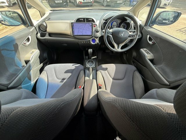 Honda Jazz 1.4 I-vtec Es Cvt Euro 5 Silver #26
