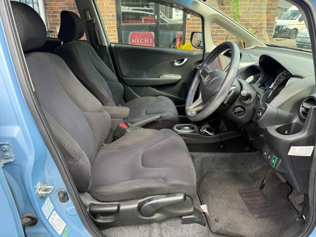 Honda Jazz 1.4 I-vtec Es Cvt Euro 5 Silver #21