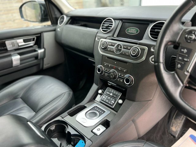 Land Rover Discovery 4 4 3.0 Sd V6 Se Tech 4Wd Euro 6 Ss Black #30
