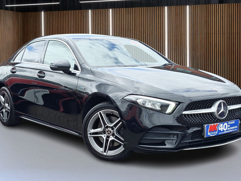 Mercedes-Benz A Class A250e Amg Line Black