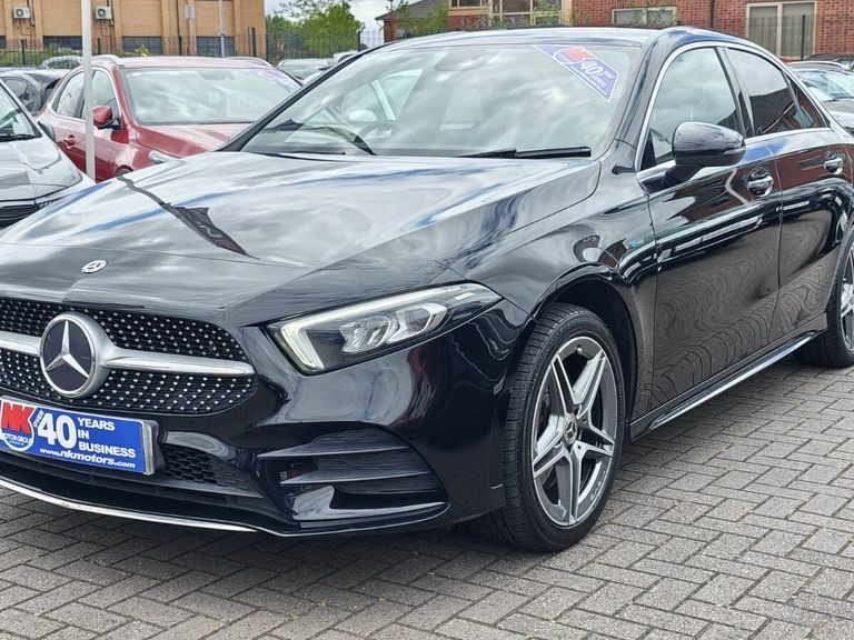 Mercedes-Benz A Class A250e Amg Line Black #4