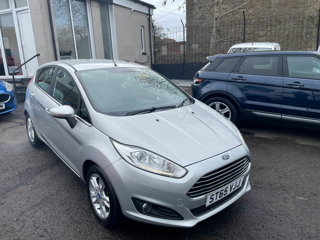 Ford Fiesta Fiesta Hatchback ST65VJJ Silver #2