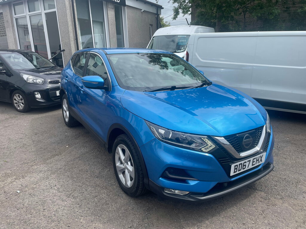 Nissan Qashqai Qashqai Hatchback Blue