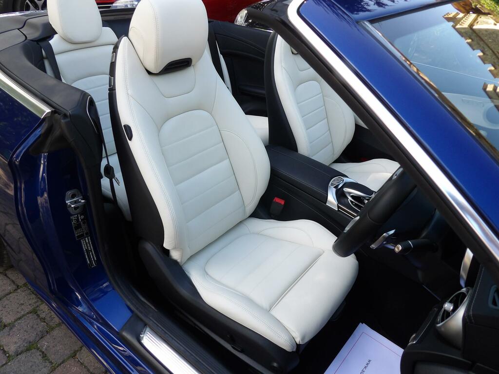 Mercedes-Benz C Class 1.5 C200 Mhev Amg Line Cabriolet G-tron Blue #5
