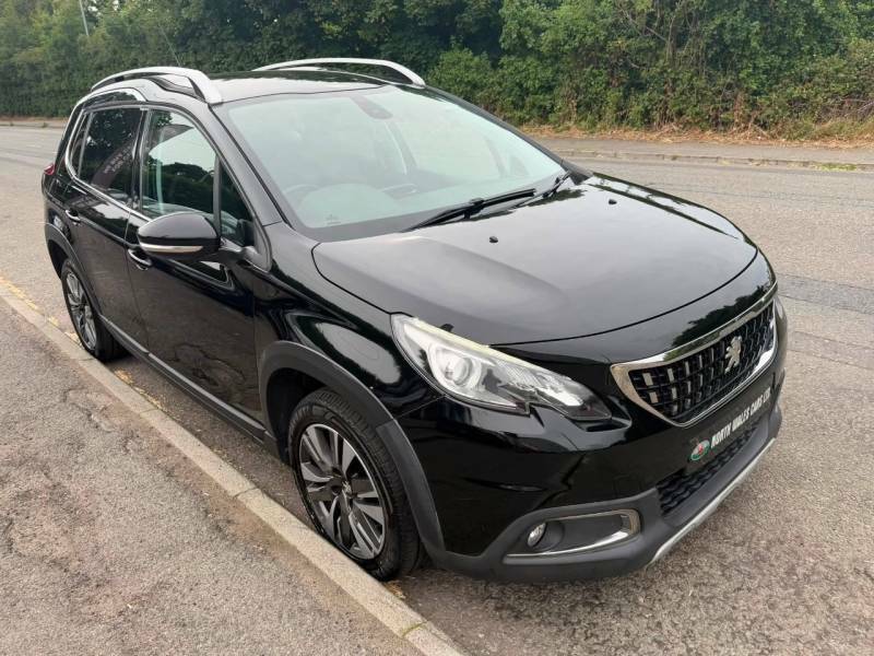 Peugeot 2008 1.6 Bluehdi 100 Allure Start Stop Black #2