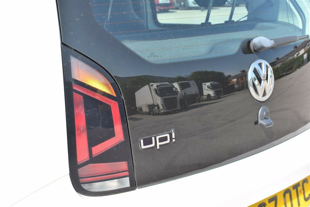 Volkswagen Up Move 1.0 60 Ps 5-Speed Black #10