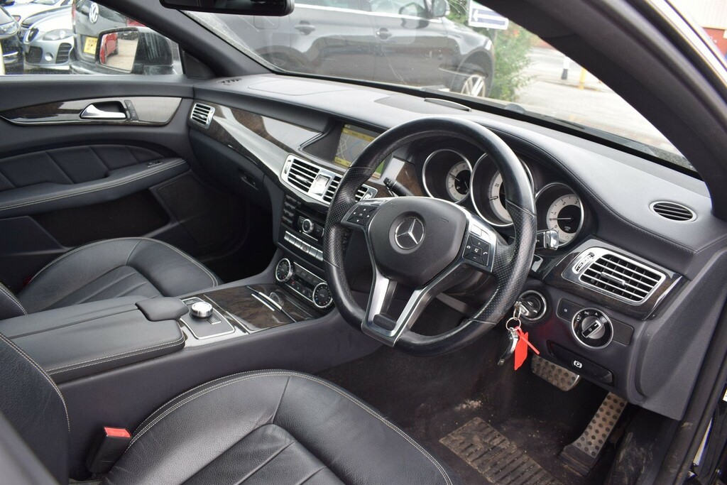 Mercedes-Benz CLS 3.0 Cls350 Cdi V6 Blueefficiency Sport Coupe G-tro Black #3