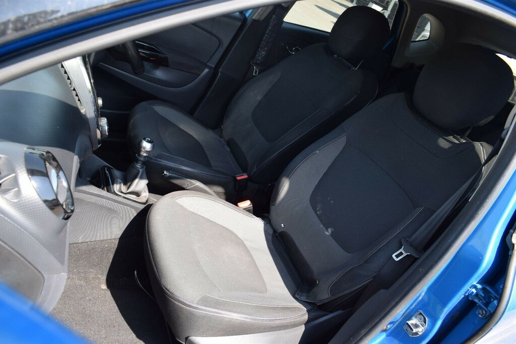 Renault Captur 2015 0.9T Dynamique Media Nav Energy 90 Bhp Black #25