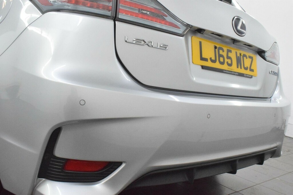 Lexus CT 1.8 F Sport Cvt Euro 6 Ss White #27