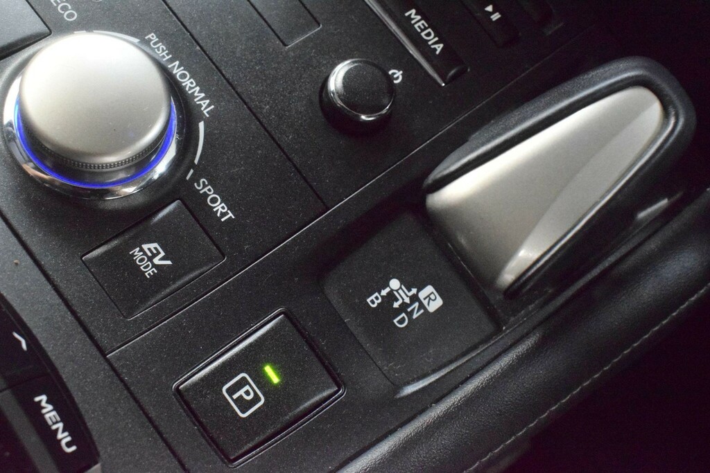 Lexus CT 1.8 F Sport Cvt Euro 6 Ss White #58
