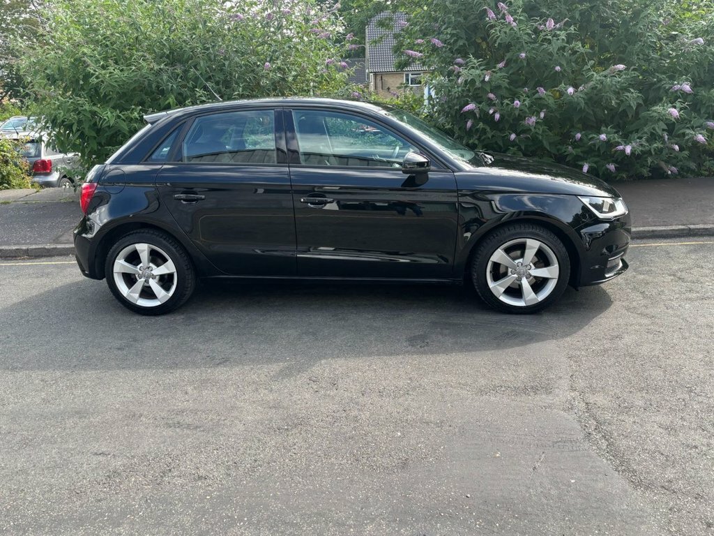 Audi A1 1L Sport GK68POU Black #2