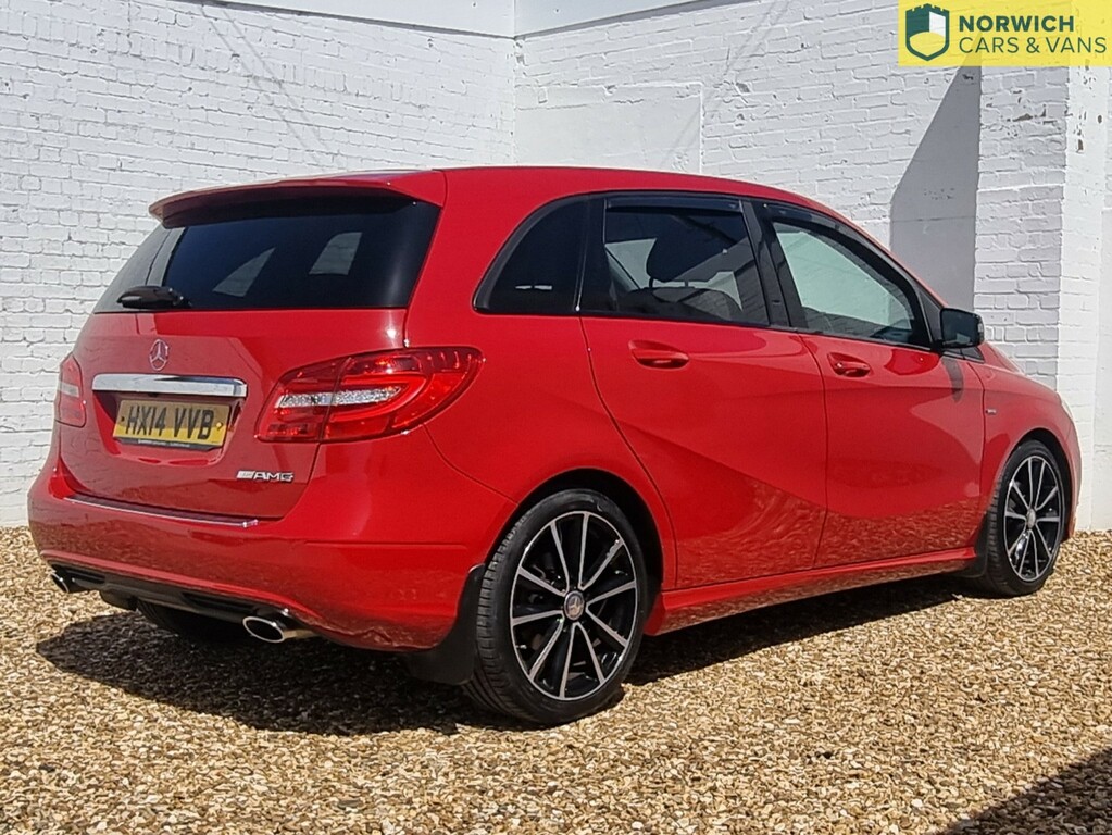 Mercedes-Benz B Class 1.8 B200 Cdi Sport 2014 Red #4