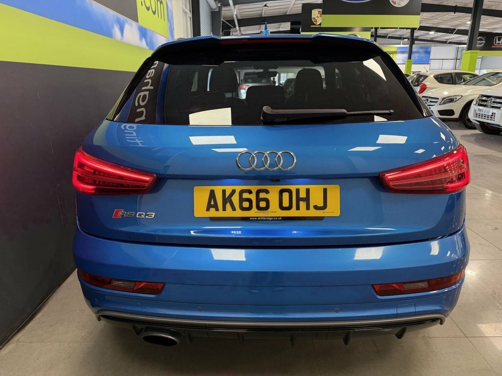 Audi RS Q3 2.5L Performance Blue #5