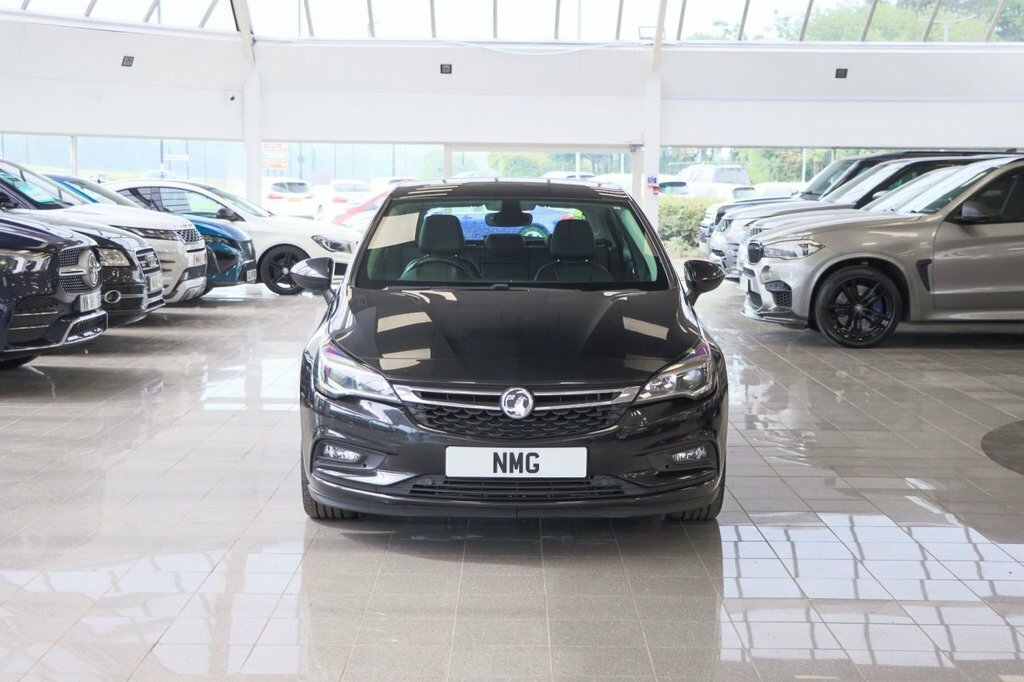 Vauxhall Astra 1.4L Elite Nav Black #6