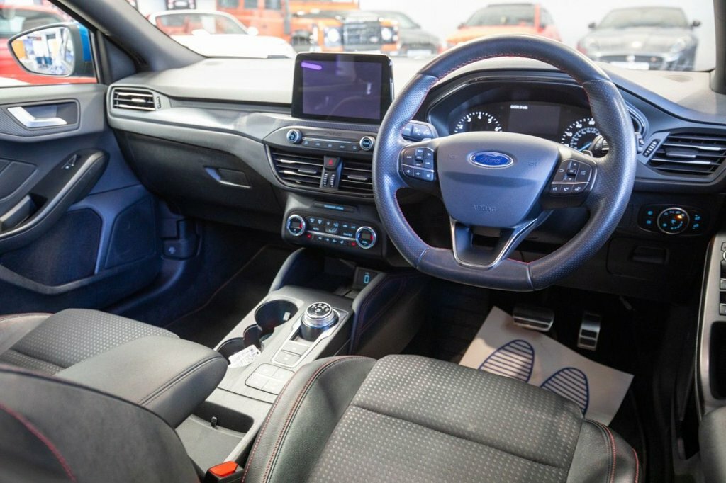 Ford Focus 1L St-line X EK68UXC Blue