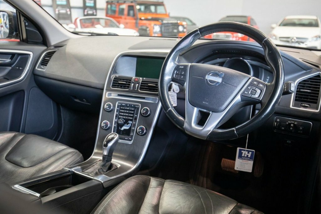 Volvo XC60 2.4L Se Lux Nav Blue