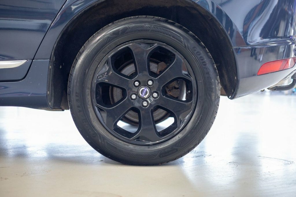 Volvo XC60 2.4L Se Lux Nav Blue #5