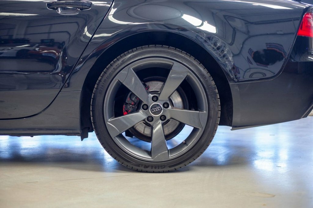 Audi A7 3L Se Black #4