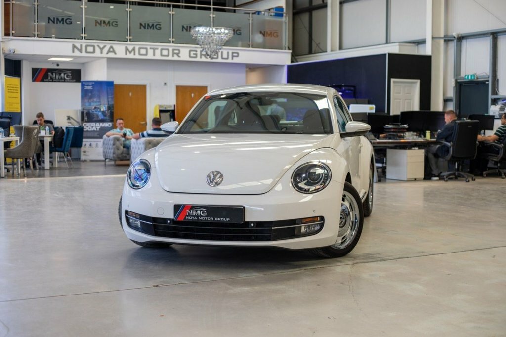 Volkswagen Beetle 1.2L Design White #3