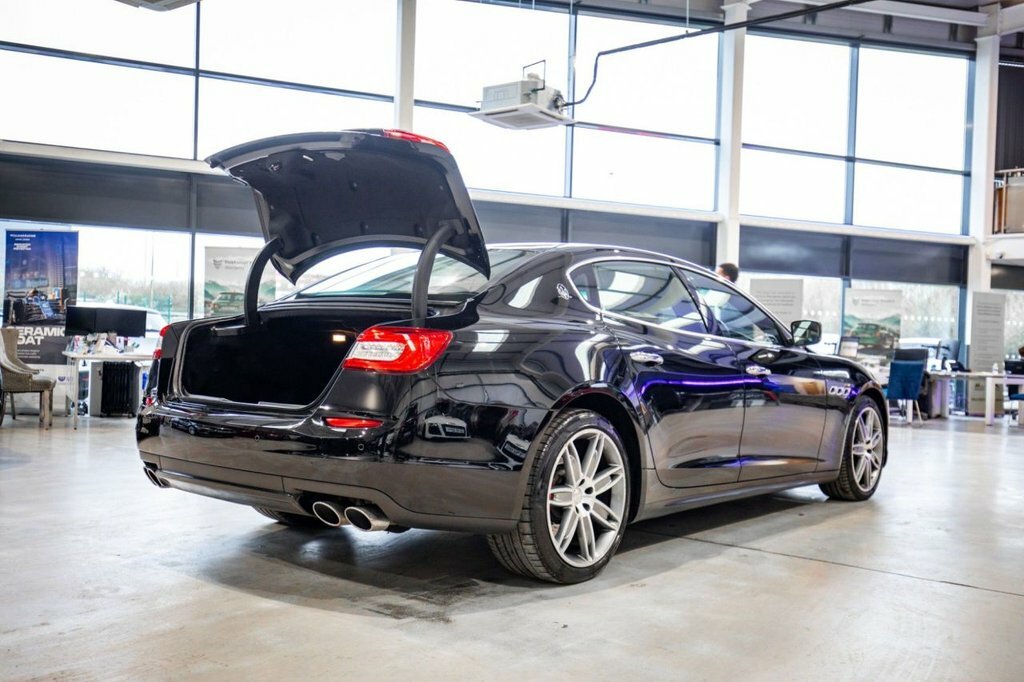 Maserati Quattroporte V8 Gts Black #36