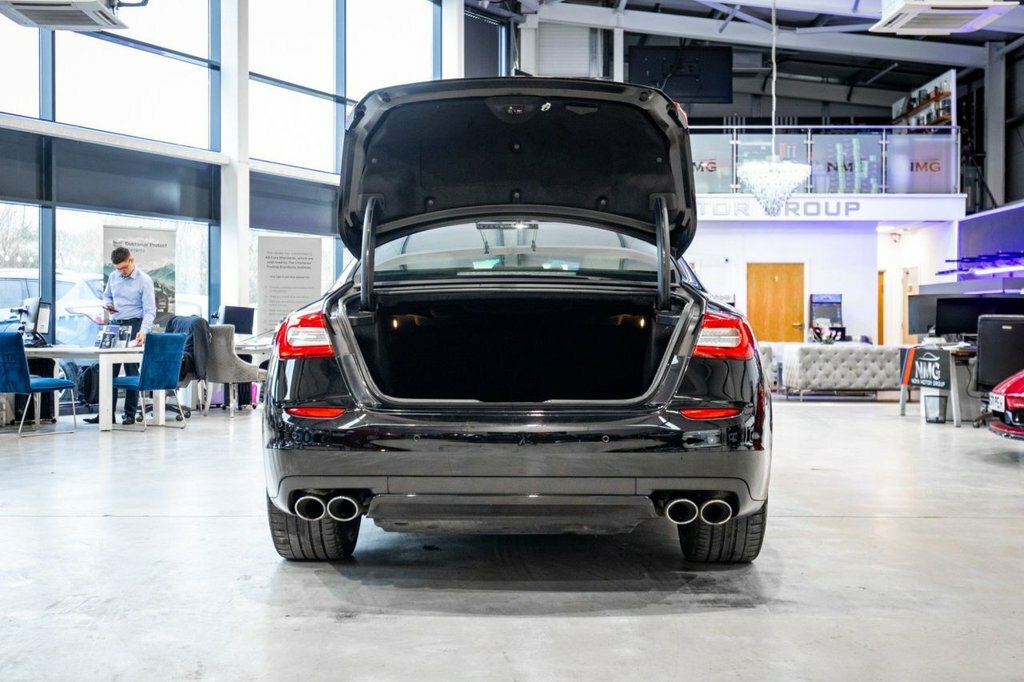 Maserati Quattroporte V8 Gts Black #34