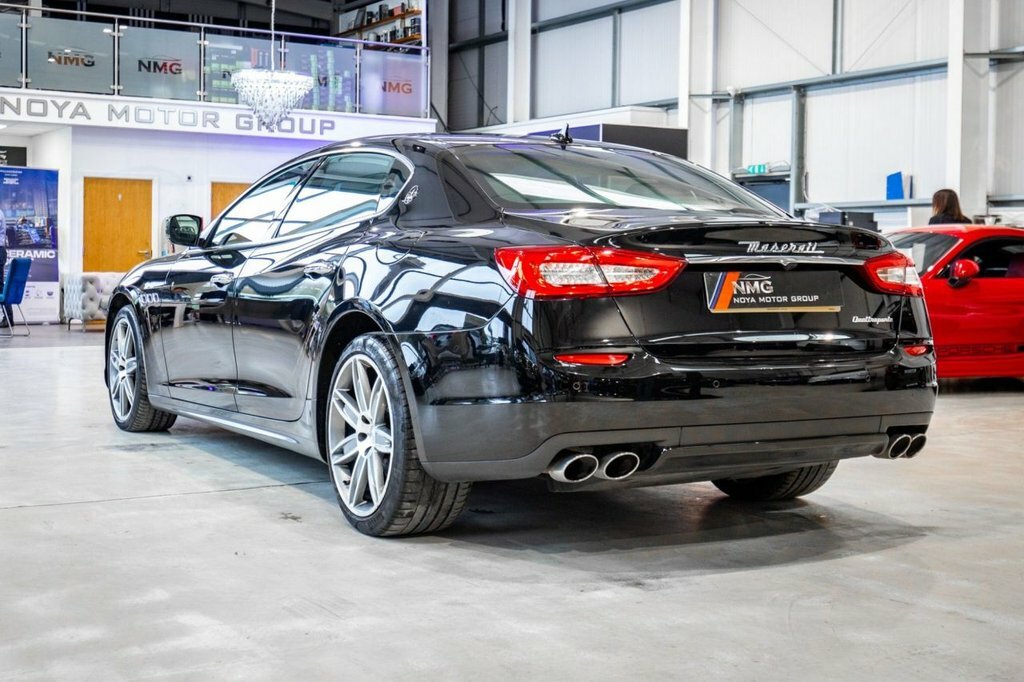 Maserati Quattroporte 3L Null Black #3