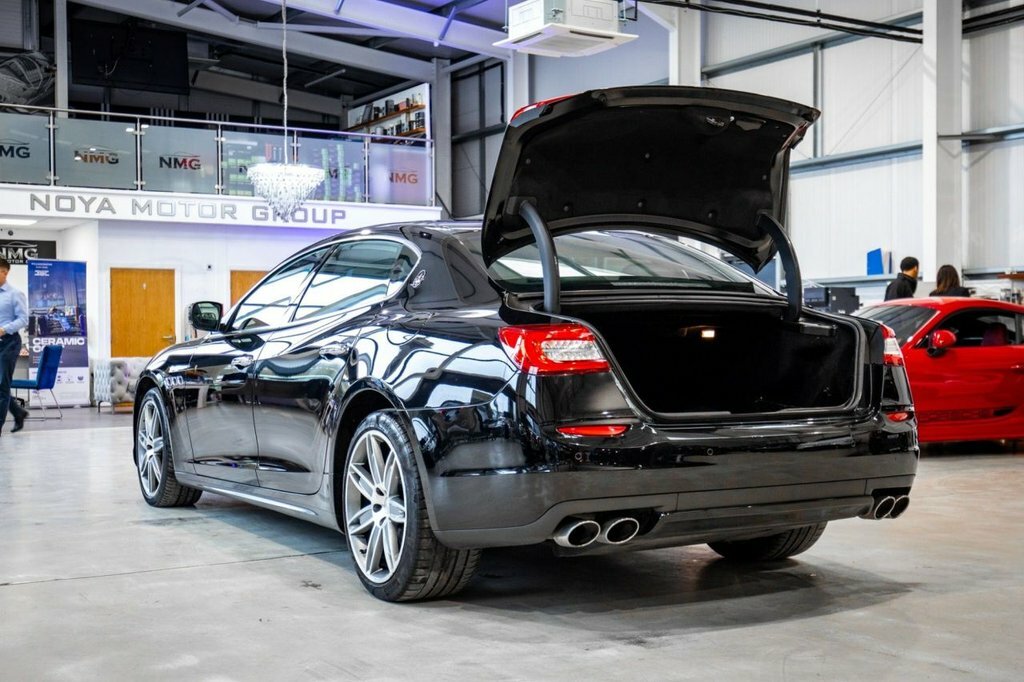 Maserati Quattroporte V8 Gts Black #33