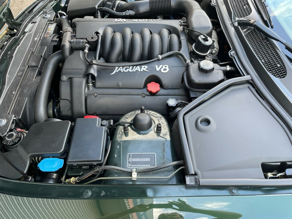 Jaguar XK8 4.0 2dr Blue #20