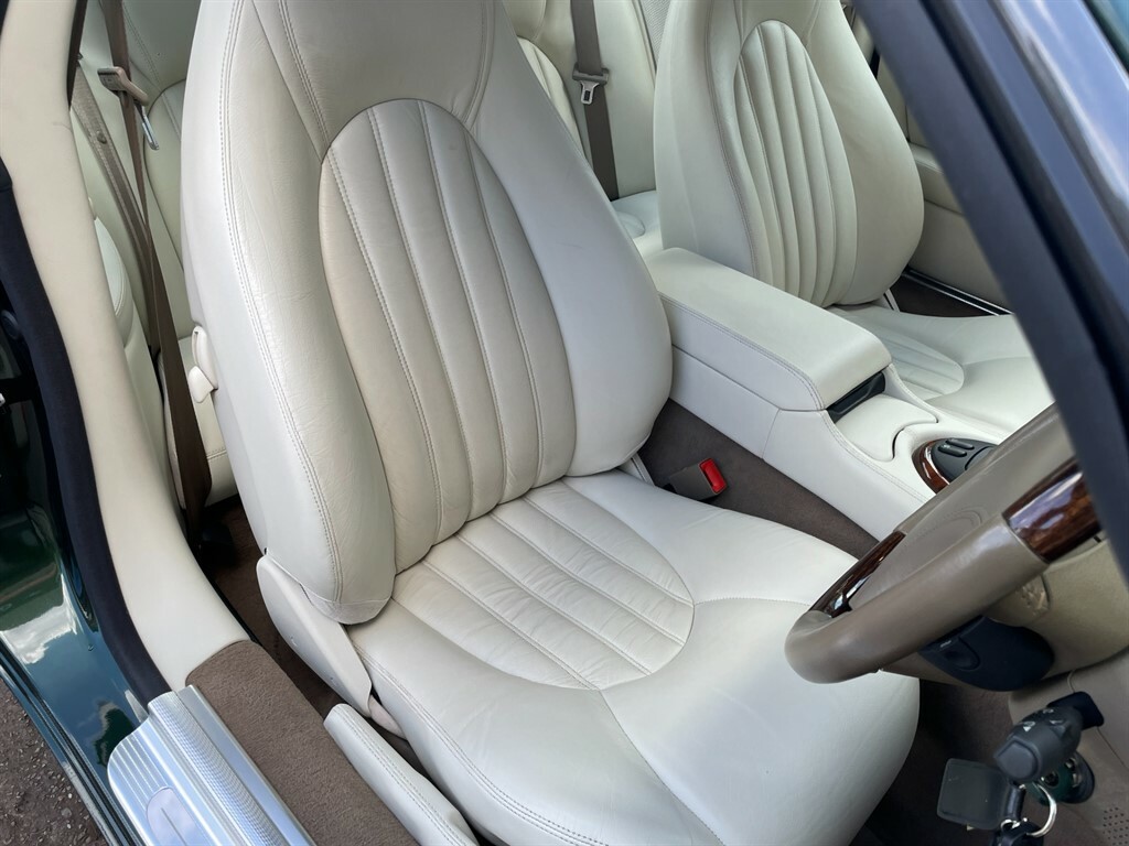 Jaguar XK8 4.0 2dr Blue #7