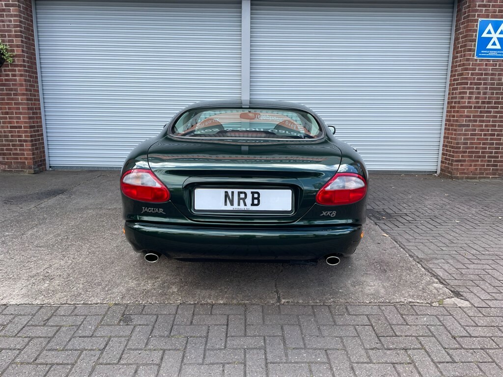 Jaguar XK8 Coupe Green #4