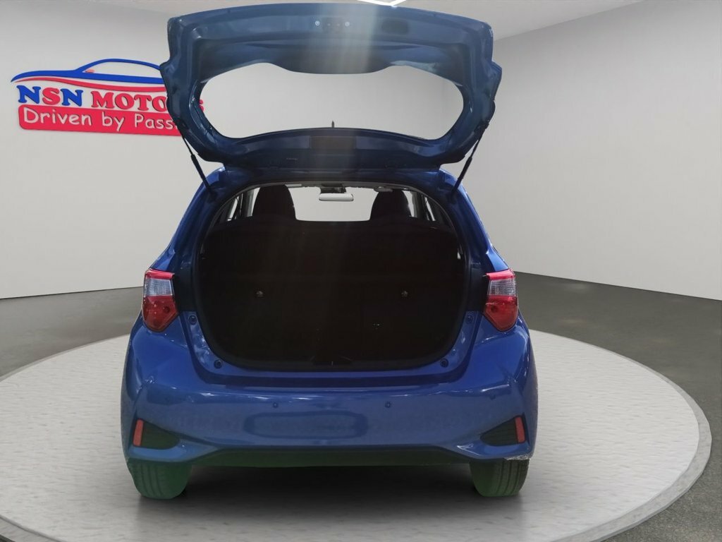 Toyota Yaris 1.4 D-4d Design Euro 6 White #9