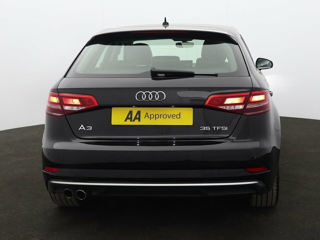 Audi A3 1L Sport GM19VYY Black #6
