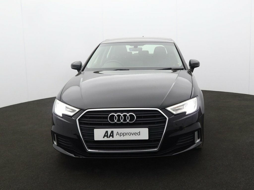 Audi A3 1L Sport GM19VYY Black #2