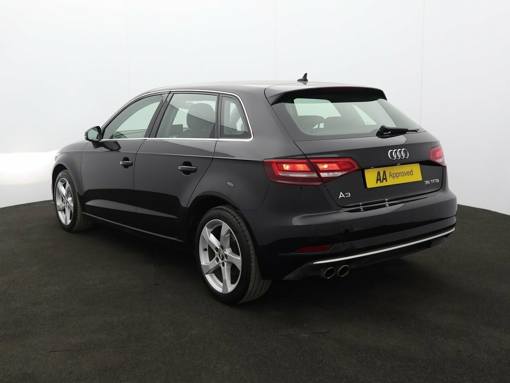 Audi A3 1L Sport GM19VYY Black #5