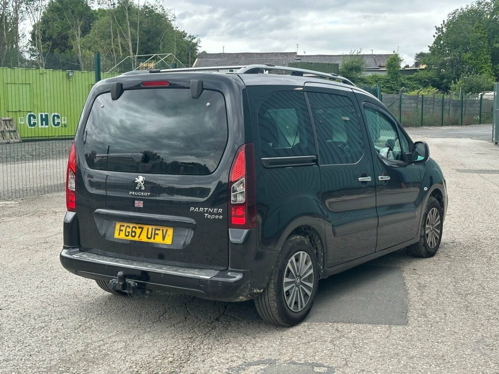 Peugeot Partner Tepee 1.6L Active Black #3
