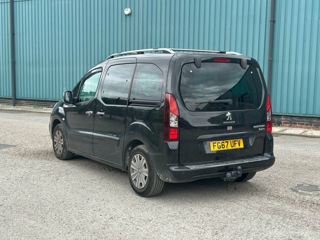 Peugeot Partner Tepee 1.6L Active Black #2