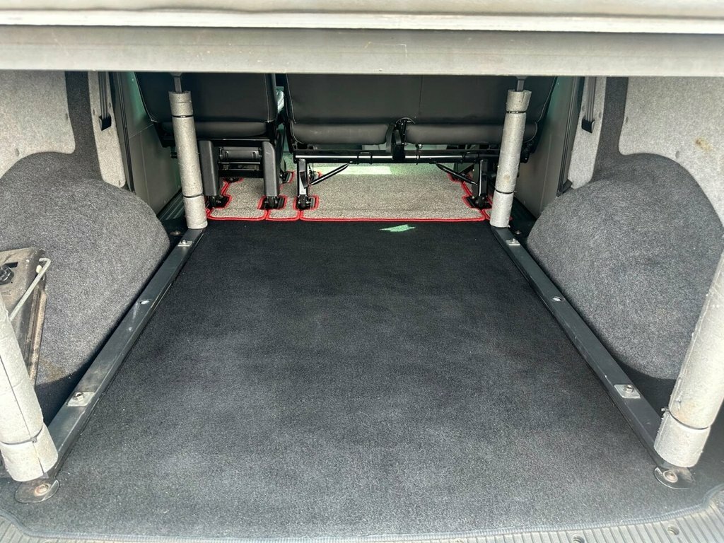 Volkswagen Transporter Sportline Panel Van T5.1 Highline Aircon Satnav Tailgate Spo White #24