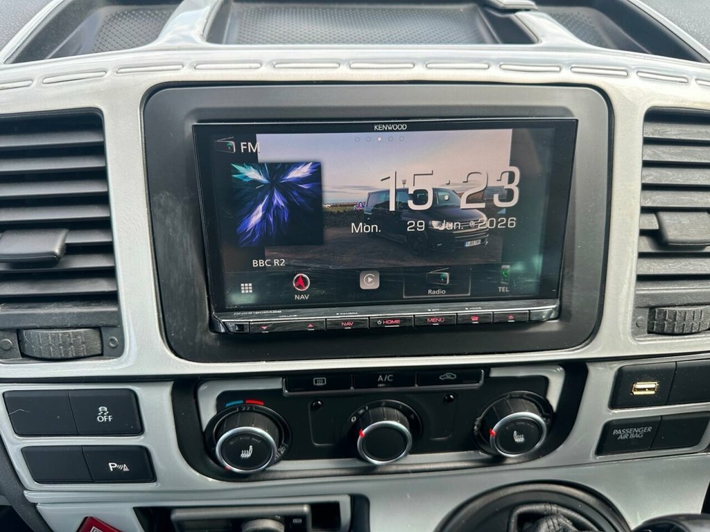 Volkswagen Transporter Sportline Panel Van T5.1 Highline Aircon Satnav Tailgate Spo White #16
