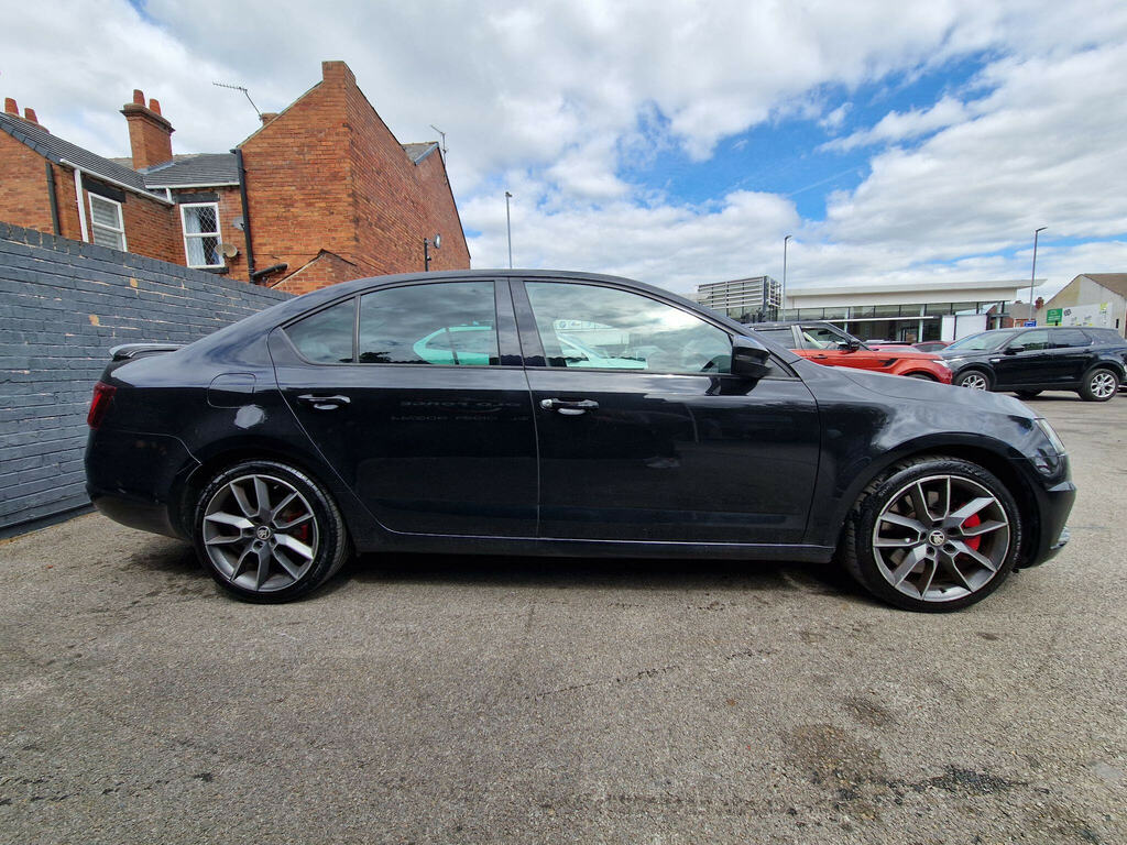 Skoda Octavia 2.0 Tsi Vrs Dsg Euro 6 Ss Black #6